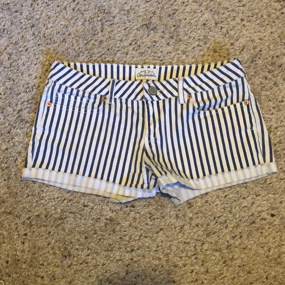 Aeropostale striped shorts!